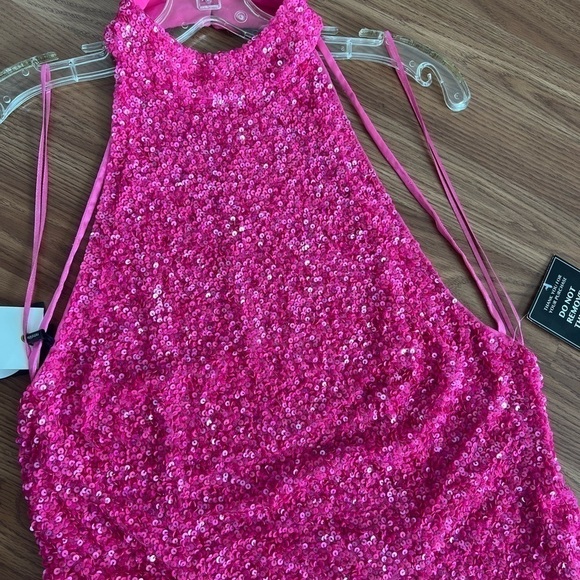 Retrofête Olivia Sequin Mini Dress - Picture 7 of 16